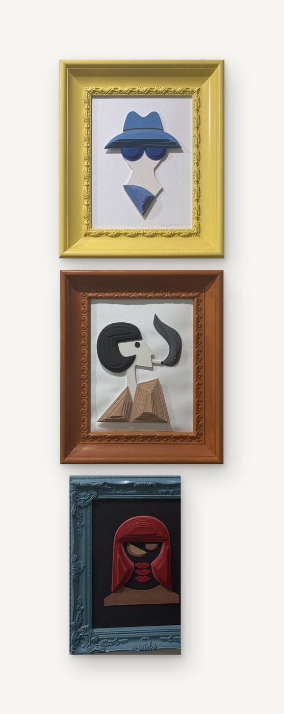Manuel Pérez, Las Tres Marías: three small framed porcelain faces stacked vertically, in yellow, copper and dark blue frames